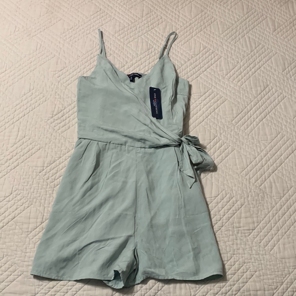 Brand: One Clothing; Style: romper WITH POCKETS; Size Small; never been worn!